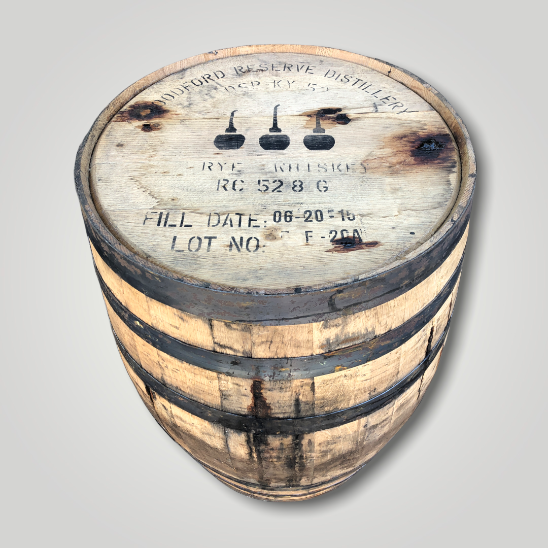 Store Woodford Reserve bourbon whiskey barrel top